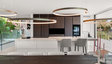 Resa Estates luxury vila Can Furnet modern Villa moderna kitchen.jpg